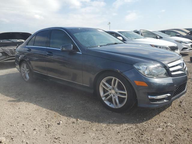 Photo 3 VIN: WDDGF4HB7DR241572 - MERCEDES-BENZ C 250 