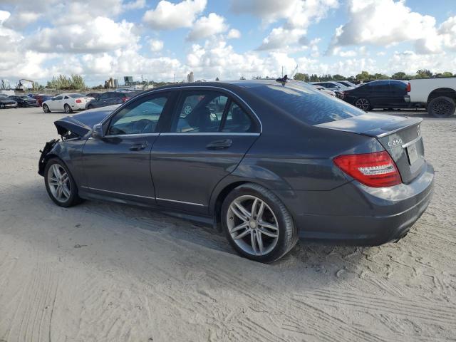 Photo 1 VIN: WDDGF4HB7DR266116 - MERCEDES-BENZ C-CLASS 