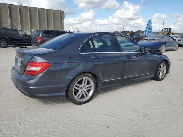 Photo 2 VIN: WDDGF4HB7DR266116 - MERCEDES-BENZ C-CLASS 