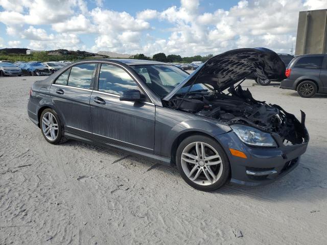 Photo 3 VIN: WDDGF4HB7DR266116 - MERCEDES-BENZ C-CLASS 