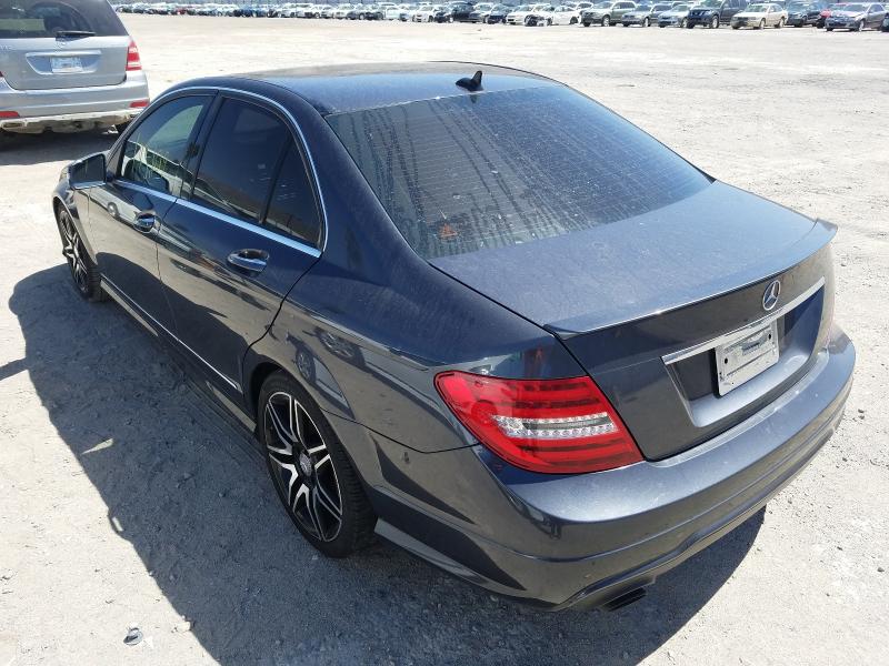 Photo 2 VIN: WDDGF4HB7DR271607 - MERCEDES-BENZ C 250 