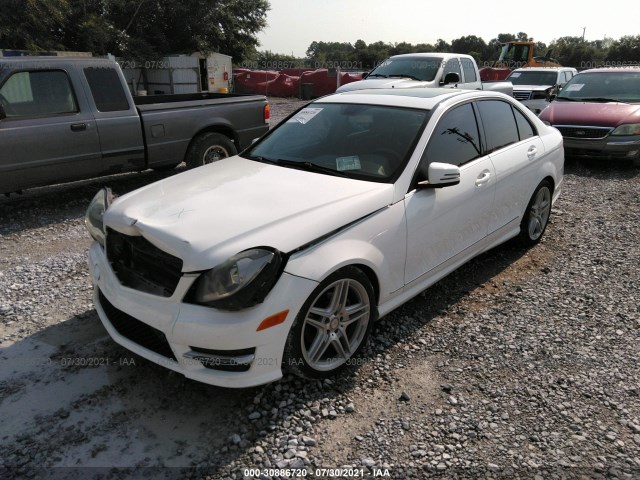 Photo 1 VIN: WDDGF4HB7DR283062 - MERCEDES-BENZ C-CLASS 