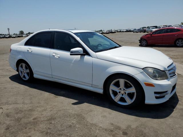 Photo 3 VIN: WDDGF4HB7DR292490 - MERCEDES-BENZ C-CLASS 