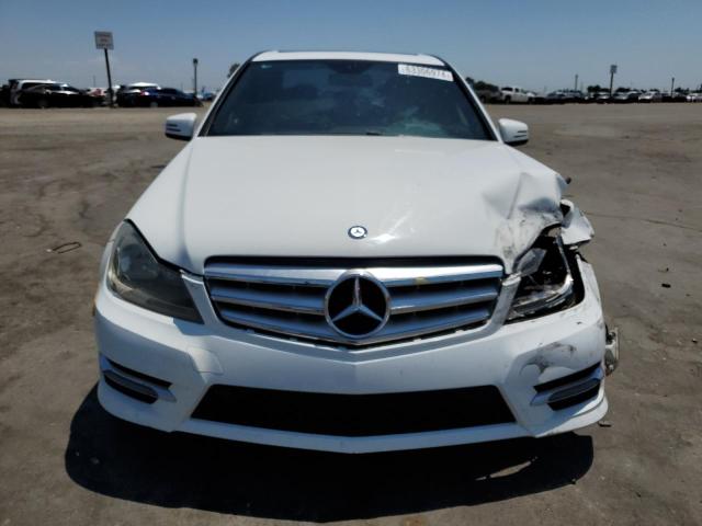 Photo 4 VIN: WDDGF4HB7DR292490 - MERCEDES-BENZ C-CLASS 