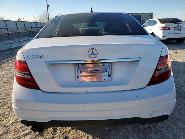 Photo 5 VIN: WDDGF4HB7DR294899 - MERCEDES-BENZ C-CLASS 