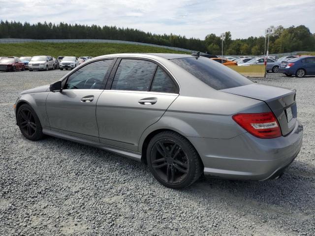 Photo 1 VIN: WDDGF4HB7DR295180 - MERCEDES-BENZ C 250 