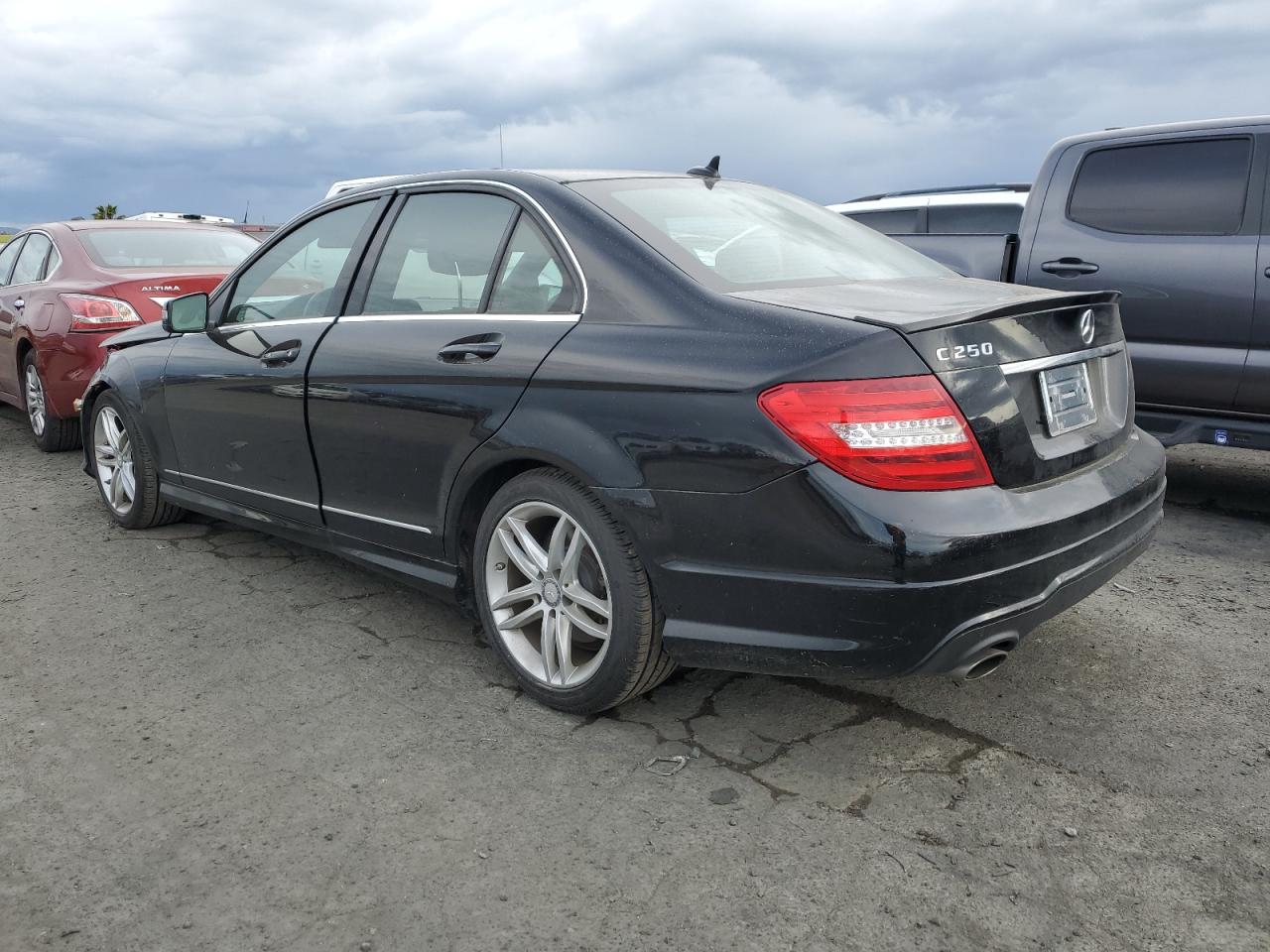 Photo 1 VIN: WDDGF4HB7EG228107 - MERCEDES-BENZ C-KLASSE 