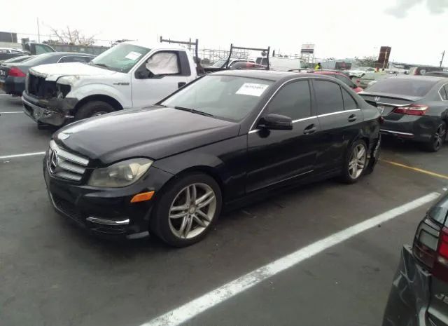 Photo 1 VIN: WDDGF4HB8CA611215 - MERCEDES-BENZ C-CLASS 