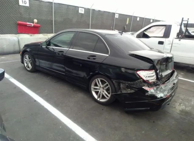 Photo 2 VIN: WDDGF4HB8CA611215 - MERCEDES-BENZ C-CLASS 