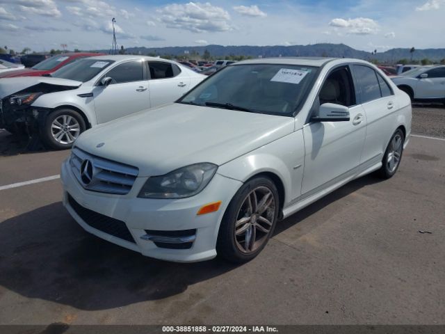 Photo 1 VIN: WDDGF4HB8CA613594 - MERCEDES-BENZ C 250 