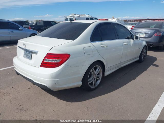 Photo 3 VIN: WDDGF4HB8CA613594 - MERCEDES-BENZ C 250 