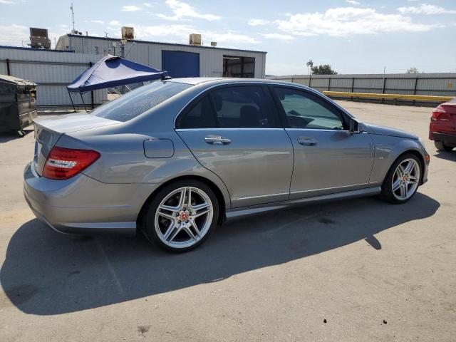 Photo 2 VIN: WDDGF4HB8CA614650 - MERCEDES-BENZ C 250 