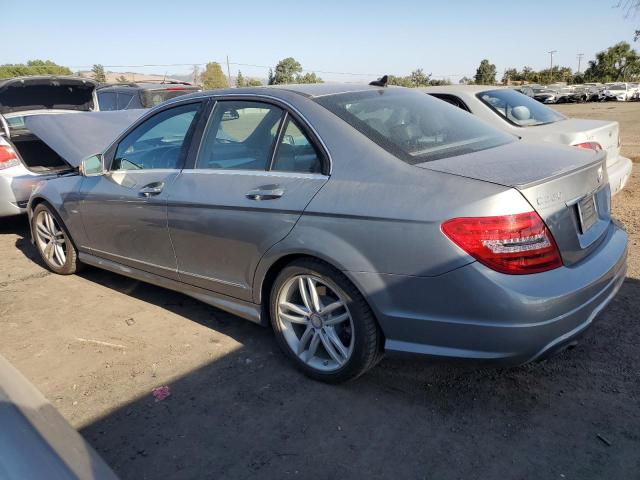 Photo 1 VIN: WDDGF4HB8CA620478 - MERCEDES-BENZ C-CLASS 