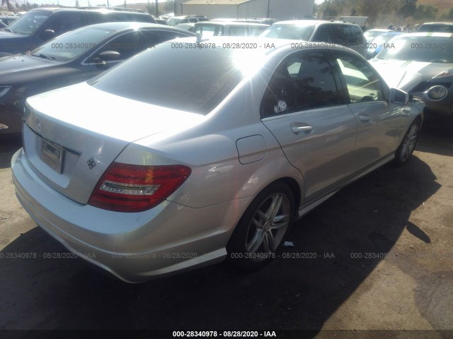 Photo 3 VIN: WDDGF4HB8CA650791 - MERCEDES-BENZ C-CLASS 