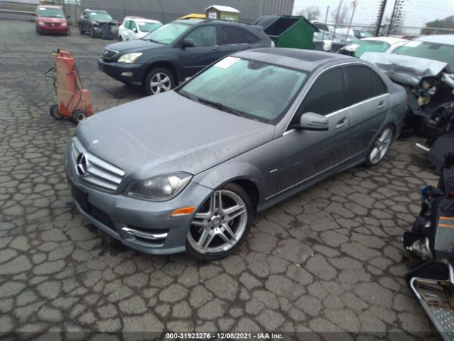 Photo 1 VIN: WDDGF4HB8CA670751 - MERCEDES-BENZ C-CLASS 