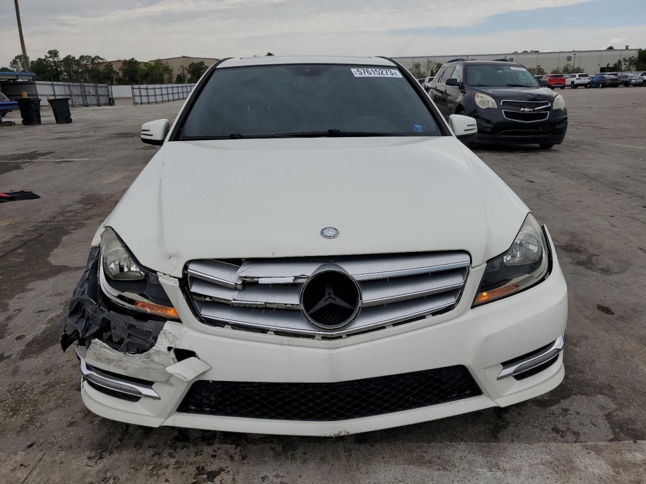 Photo 4 VIN: WDDGF4HB8CR210393 - MERCEDES-BENZ C-KLASSE 