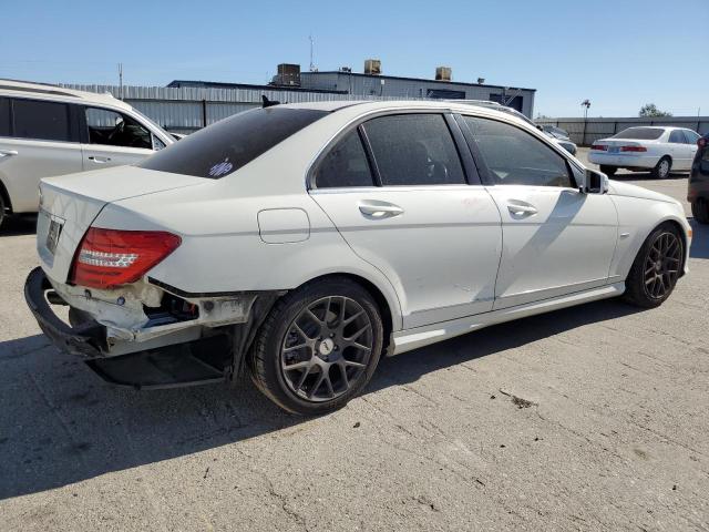 Photo 2 VIN: WDDGF4HB8CR214749 - MERCEDES-BENZ C-CLASS 