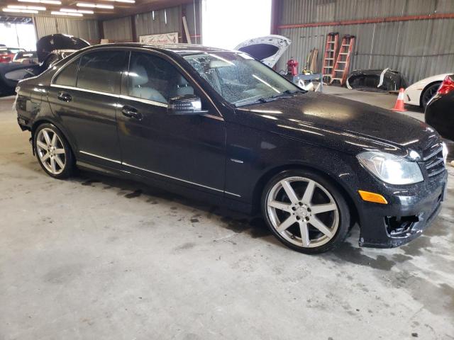 Photo 3 VIN: WDDGF4HB8CR215271 - MERCEDES-BENZ C-CLASS 