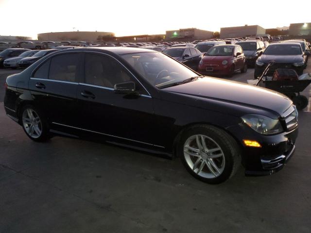 Photo 3 VIN: WDDGF4HB8CR215688 - MERCEDES-BENZ C 250 