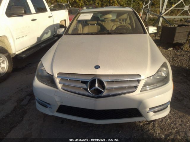 Photo 5 VIN: WDDGF4HB8CR234936 - MERCEDES-BENZ C-CLASS 