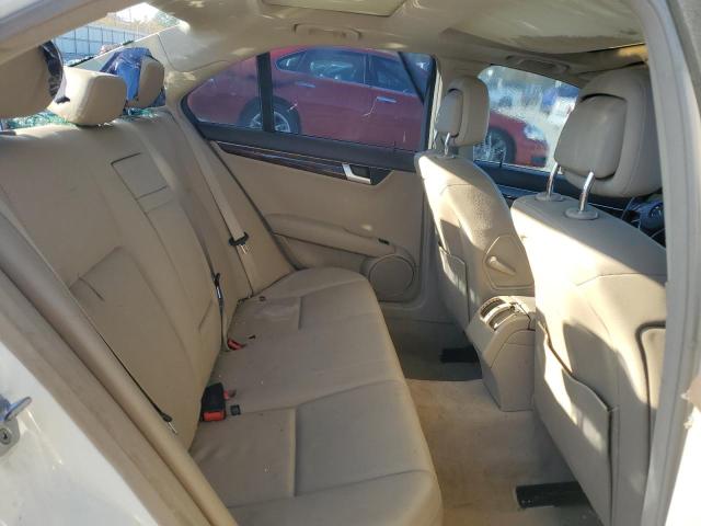 Photo 9 VIN: WDDGF4HB8CR238033 - MERCEDES-BENZ C 250 