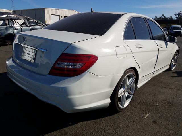 Photo 3 VIN: WDDGF4HB8CR239134 - MERCEDES-BENZ C 250 