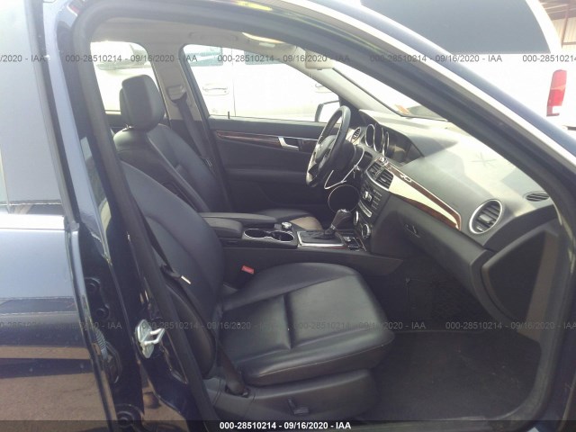 Photo 4 VIN: WDDGF4HB8DA745661 - MERCEDES-BENZ C-CLASS 