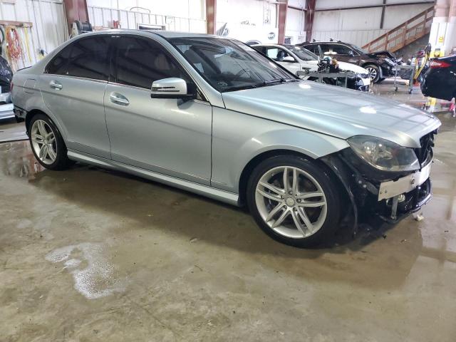 Photo 3 VIN: WDDGF4HB8DA780183 - MERCEDES-BENZ C 250 