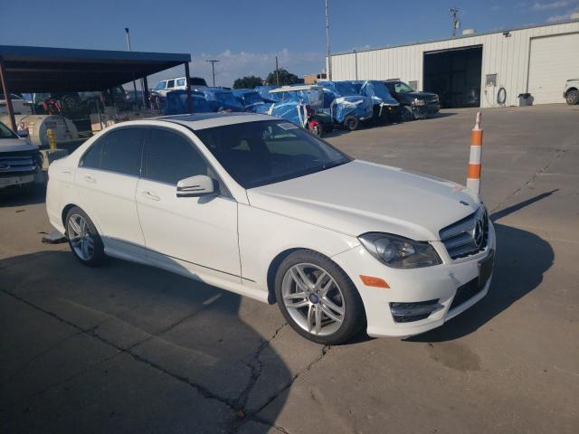 Photo 3 VIN: WDDGF4HB8DA782919 - MERCEDES-BENZ C 250 