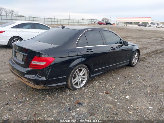 Photo 3 VIN: WDDGF4HB8DA801436 - MERCEDES-BENZ C 250 