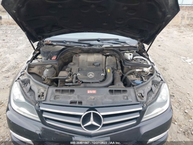 Photo 9 VIN: WDDGF4HB8DA801436 - MERCEDES-BENZ C 250 