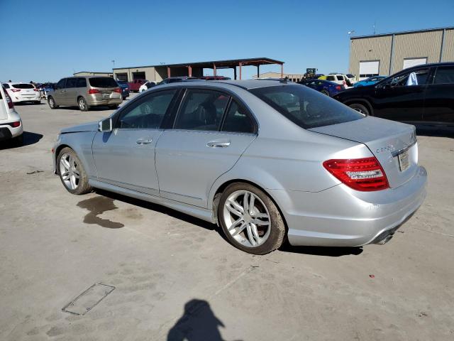 Photo 1 VIN: WDDGF4HB8DA823629 - MERCEDES-BENZ C 250 