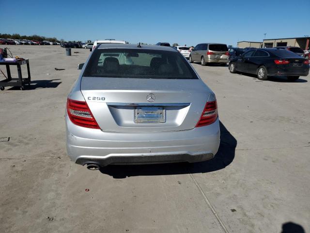 Photo 5 VIN: WDDGF4HB8DA823629 - MERCEDES-BENZ C 250 