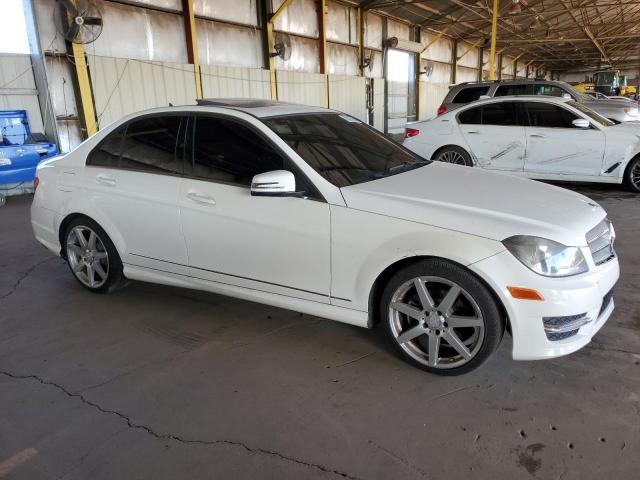 Photo 3 VIN: WDDGF4HB8DA827809 - MERCEDES-BENZ C 250 