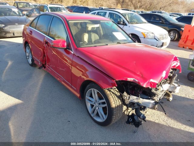 Photo 0 VIN: WDDGF4HB8DA868201 - MERCEDES-BENZ C 250 