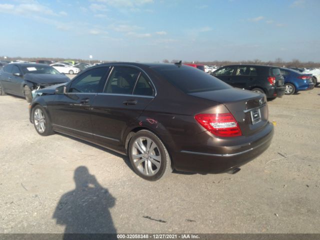 Photo 2 VIN: WDDGF4HB8DF970388 - MERCEDES-BENZ C-CLASS 