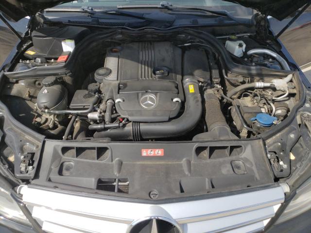 Photo 6 VIN: WDDGF4HB8DG004357 - MERCEDES-BENZ C 250 