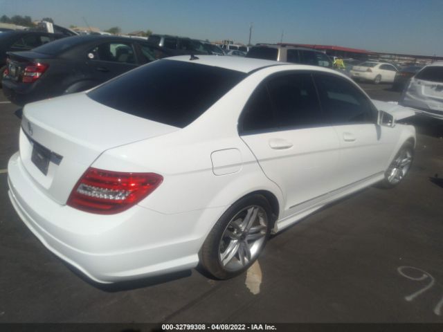 Photo 3 VIN: WDDGF4HB8DG084436 - MERCEDES-BENZ C-CLASS 