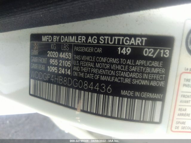 Photo 8 VIN: WDDGF4HB8DG084436 - MERCEDES-BENZ C-CLASS 