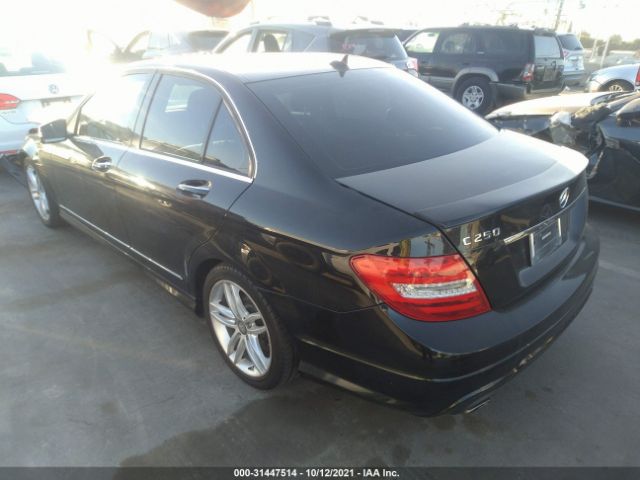 Photo 2 VIN: WDDGF4HB8DR241693 - MERCEDES-BENZ C-CLASS 