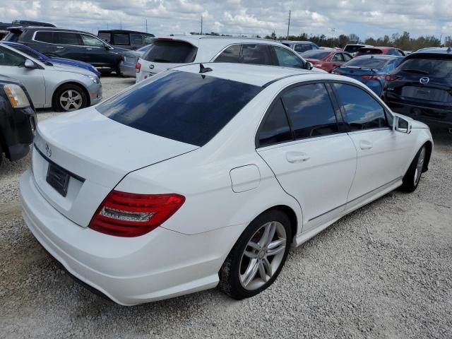 Photo 3 VIN: WDDGF4HB8DR242830 - MERCEDES-BENZ C 250 