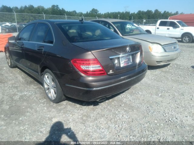 Photo 2 VIN: WDDGF4HB8DR245548 - MERCEDES-BENZ C-CLASS 