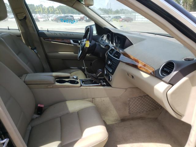 Photo 4 VIN: WDDGF4HB8DR261121 - MERCEDES-BENZ C 250 