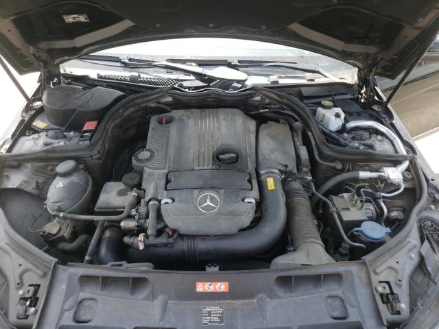 Photo 6 VIN: WDDGF4HB8DR261121 - MERCEDES-BENZ C 250 