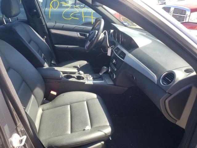 Photo 4 VIN: WDDGF4HB8DR262690 - MERCEDES-BENZ C-CLASS 