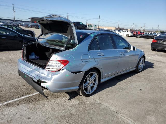 Photo 2 VIN: WDDGF4HB8DR267551 - MERCEDES-BENZ C 250 