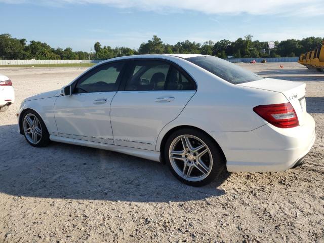 Photo 1 VIN: WDDGF4HB8DR269431 - MERCEDES-BENZ C-CLASS 