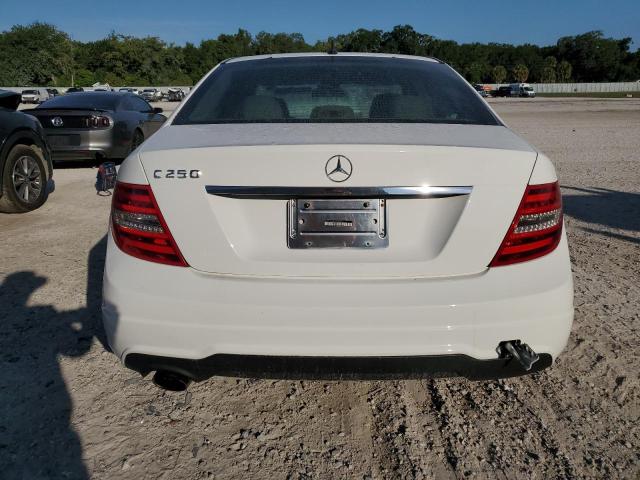 Photo 5 VIN: WDDGF4HB8DR269431 - MERCEDES-BENZ C-CLASS 