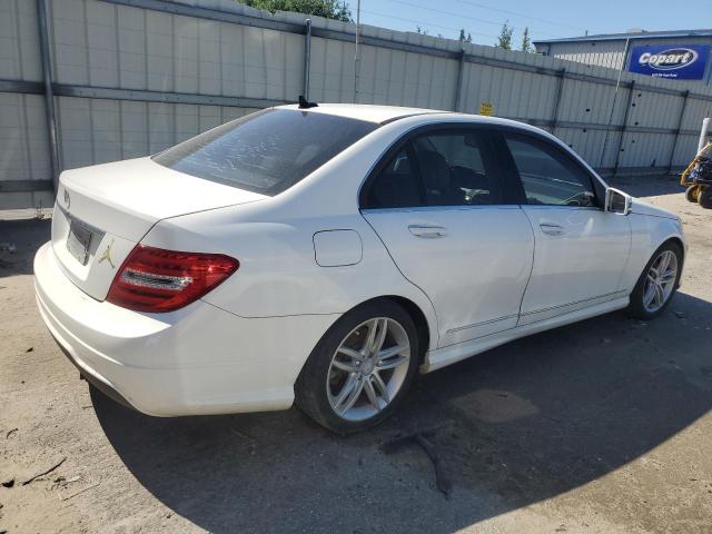 Photo 2 VIN: WDDGF4HB8DR269669 - MERCEDES-BENZ C-CLASS 