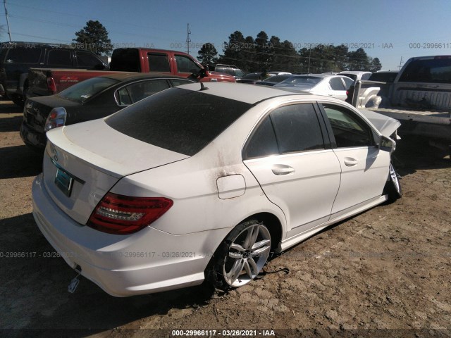 Photo 3 VIN: WDDGF4HB8DR289811 - MERCEDES-BENZ C-CLASS 